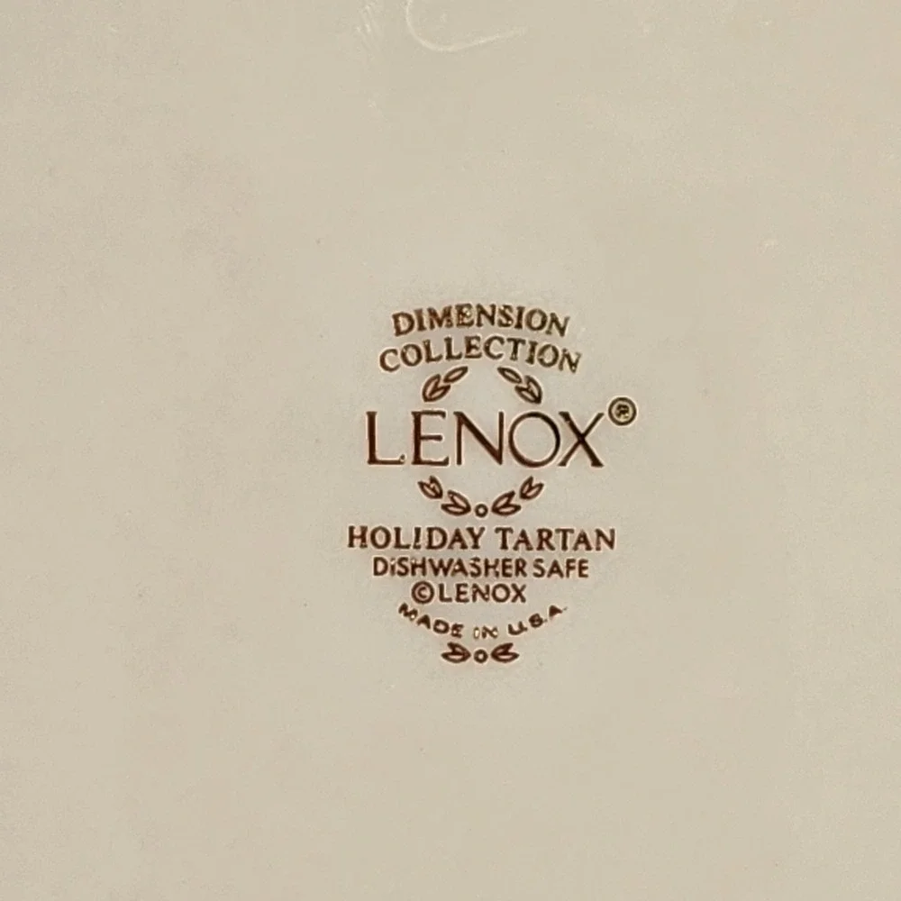 Set of 4 Lenox Holiday Tartan 8 1/4